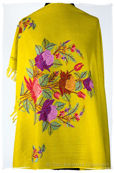Française Bouquet de Roses Chloé Provence Shawl