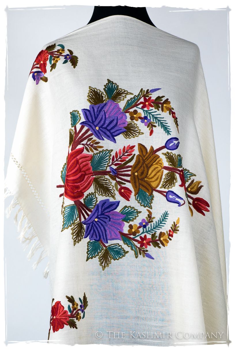 Française Bouquet de Roses Gabrielle Provence Shawl