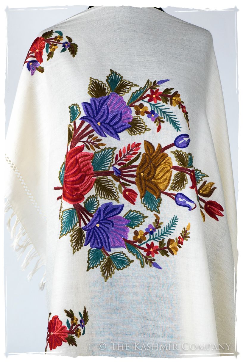 Française Bouquet de Roses Gabrielle Provence Shawl
