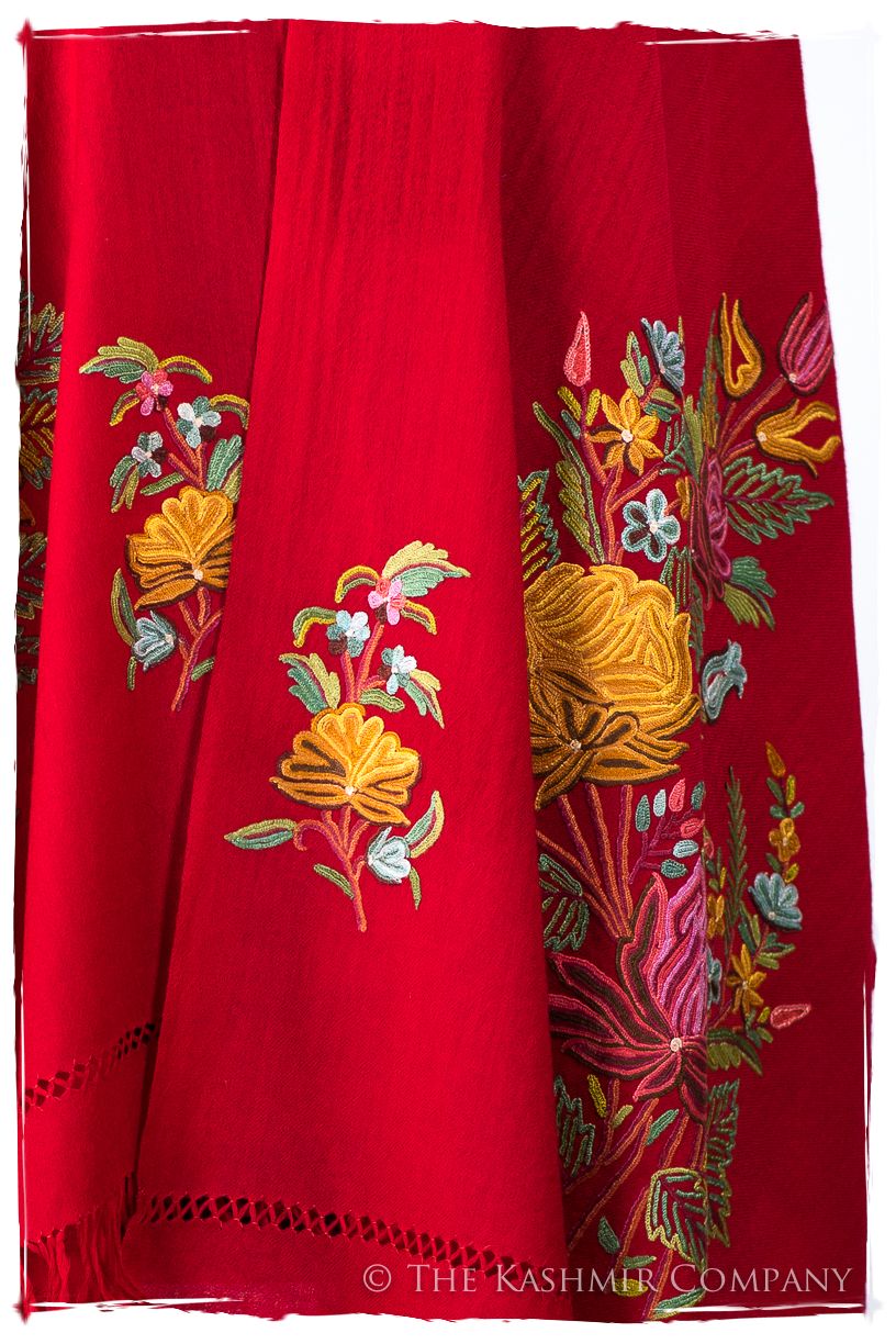 Française Bouquet de Roses Anastasie Provence Shawl