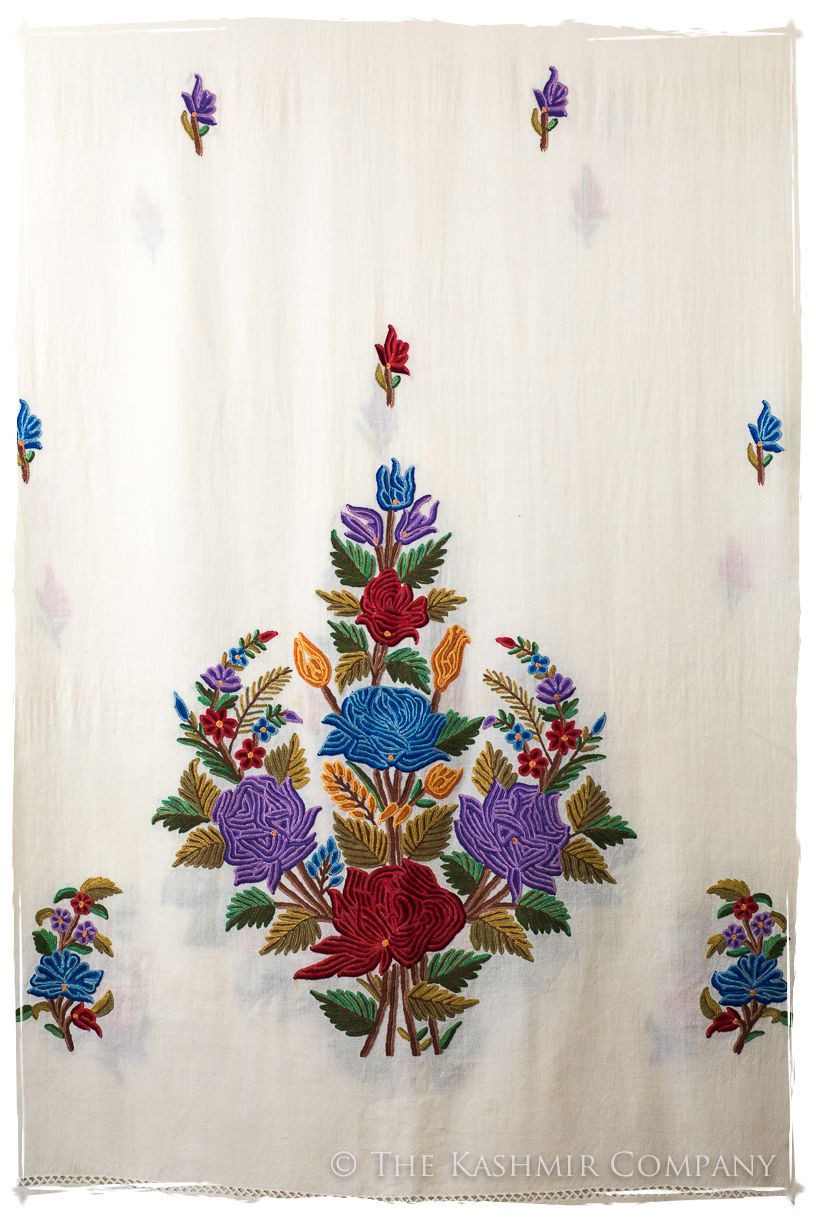 Française Bouquet de Roses Françoise Provence Shawl