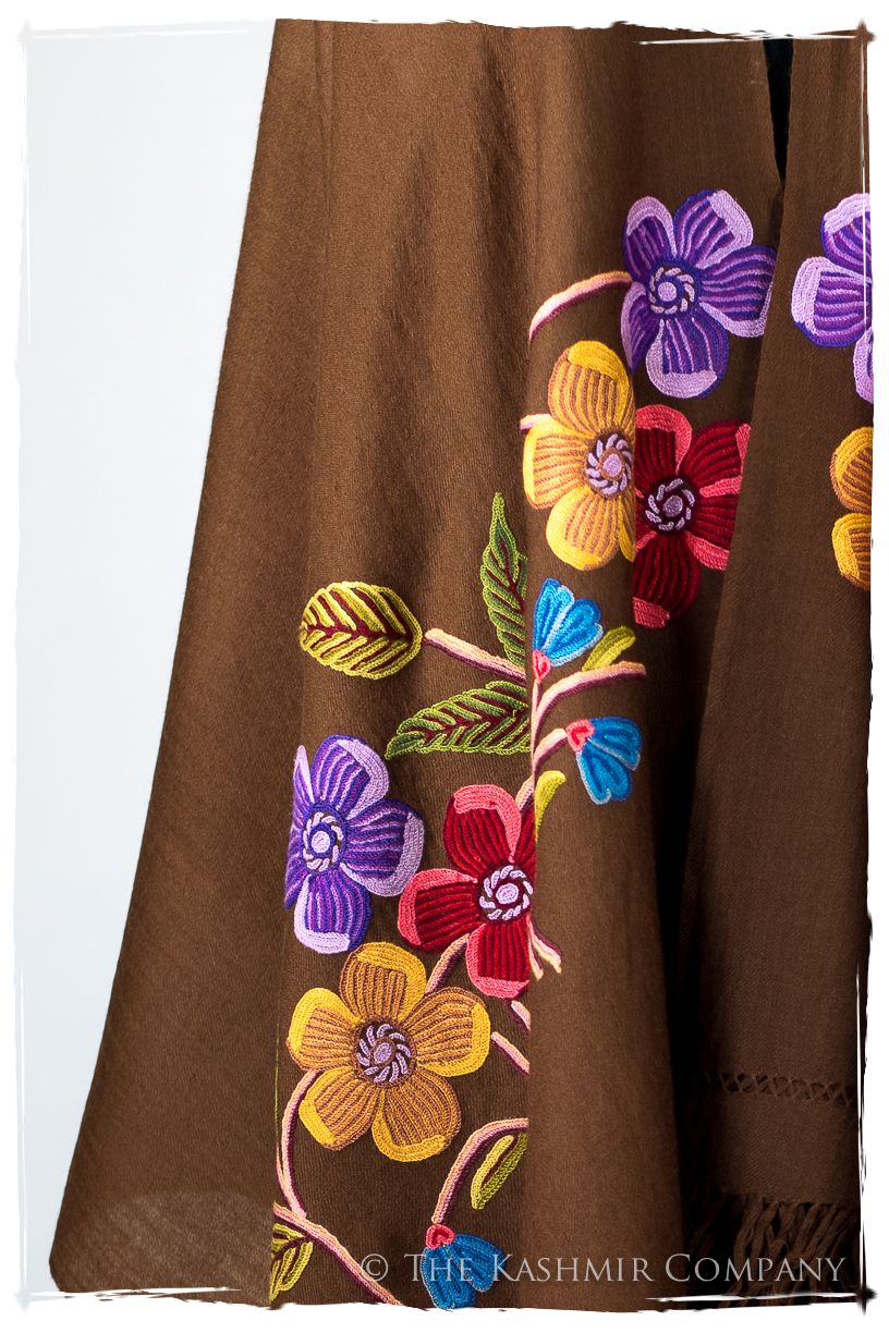Charlotte Je Ne Sais Quoi Frontières Shawl