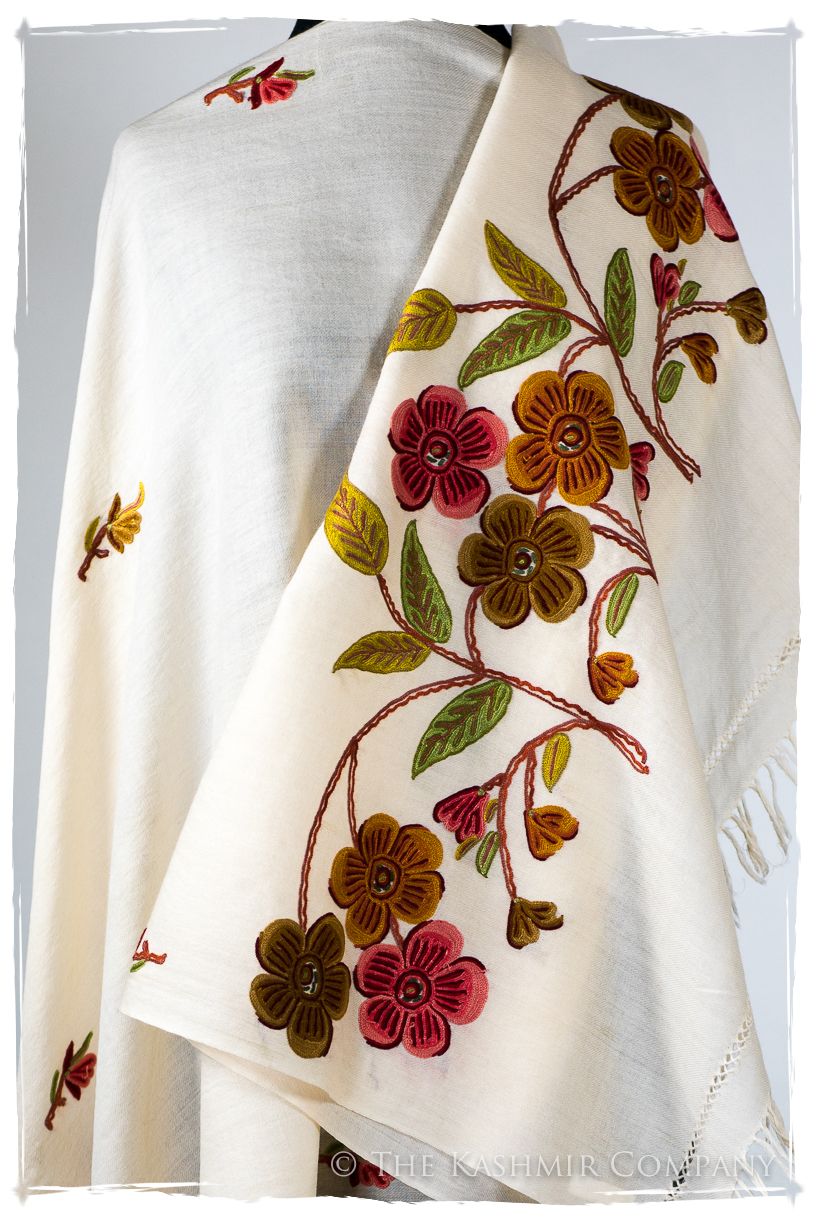 Gabrielle Je Ne Sais Quoi Frontières Shawl