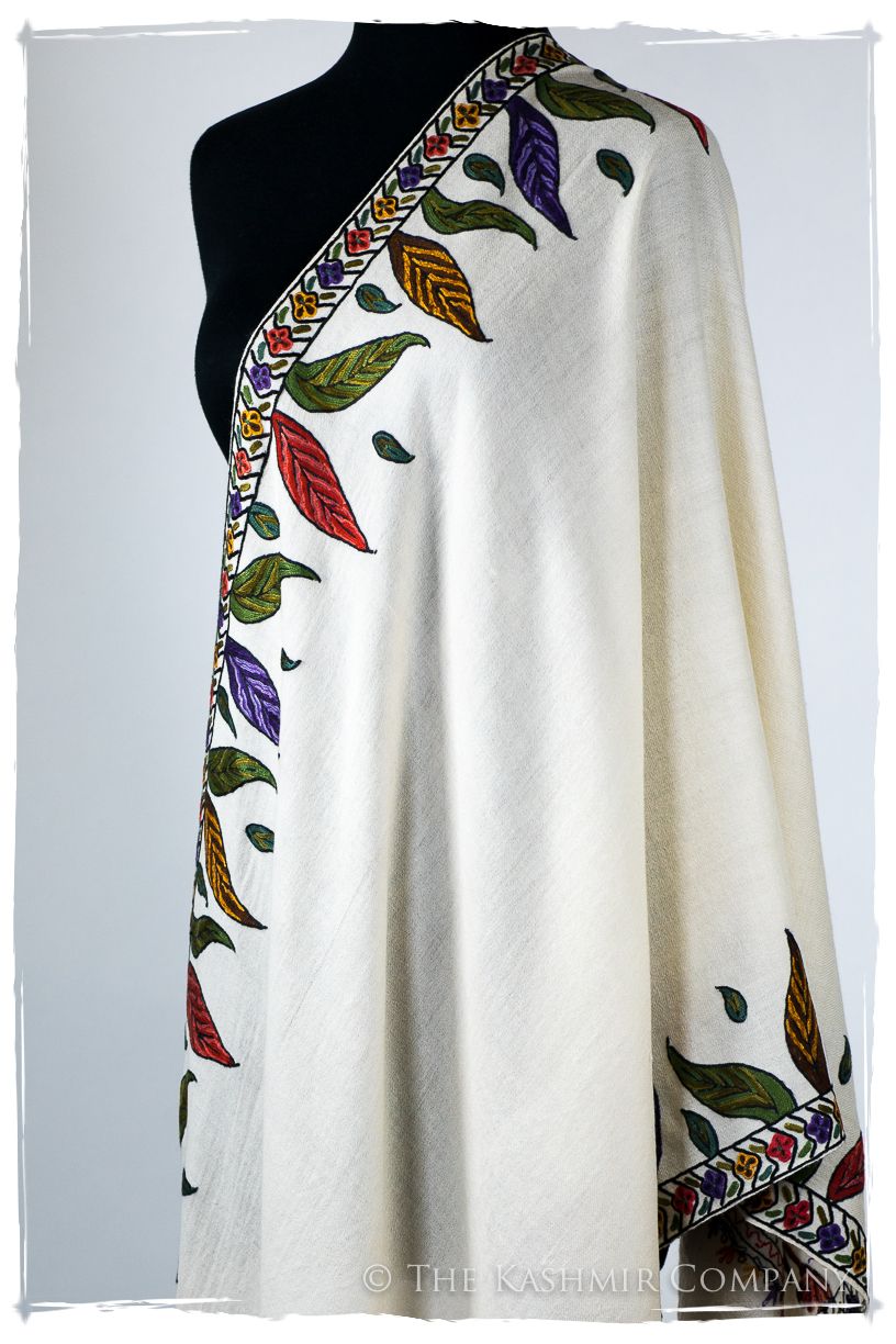 Françoise Frontière Belle Saison d'ivoire Shawl