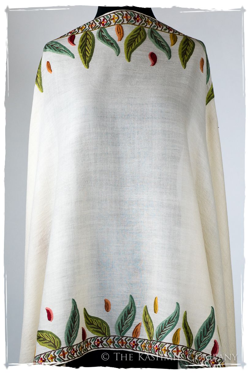 Luciennè Frontière Belle Saison d'ivoire Shawl