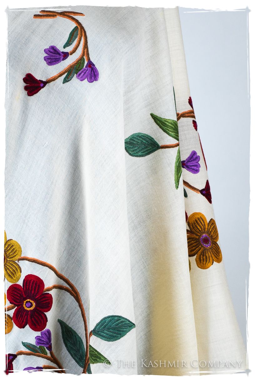 Olivia Je Ne Sais Quoi Shawl