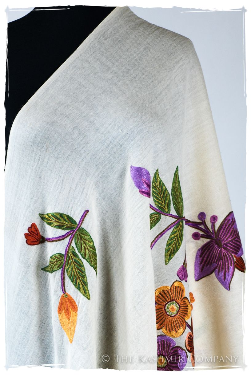 Renée Je Ne Sais Quoi Shawl