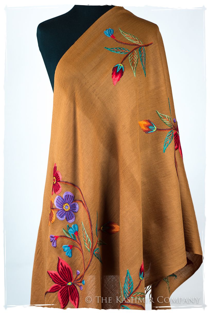 Sophie Je Ne Sais Quoi Shawl