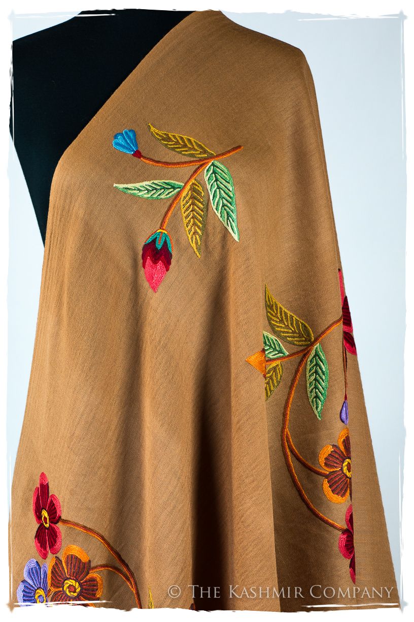 Sylvie Je Ne Sais Quoi Shawl