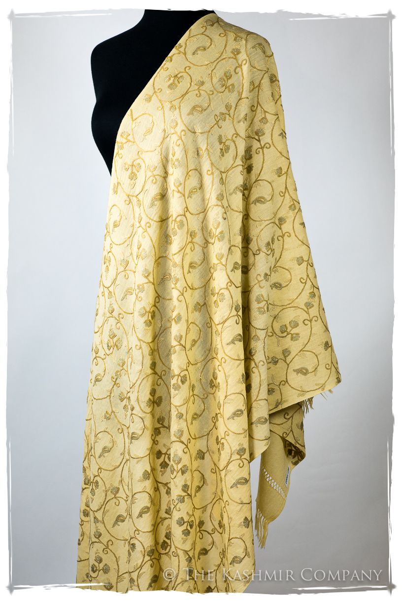 Française Véronique Secret Garden Shawl
