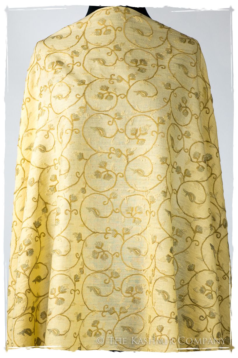 Française Véronique Secret Garden Shawl