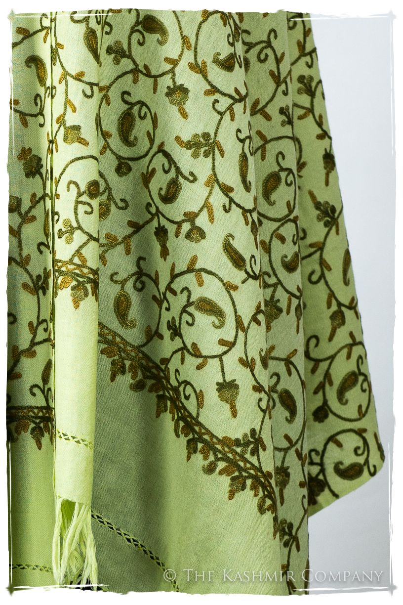 Française Fernande Secret Garden Shawl