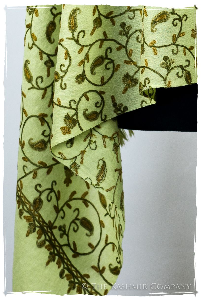 Française Fernande Secret Garden Shawl
