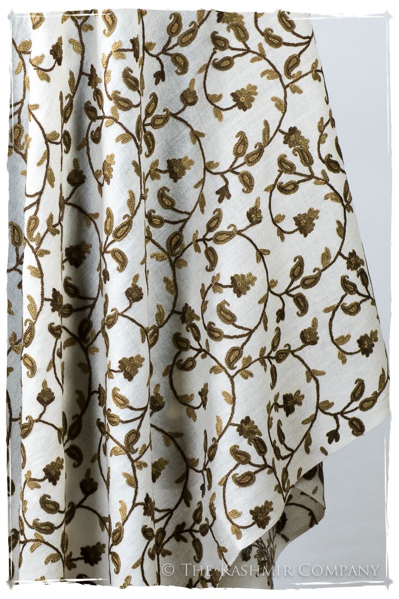 Française Édelie Secret Garden Shawl
