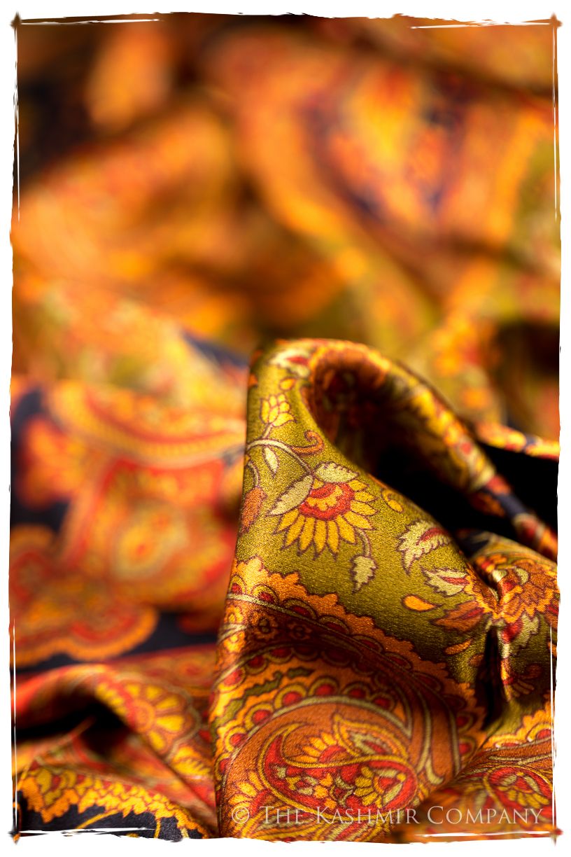 Joséphine de Beauharnais Cashmere Square Silk Scarf