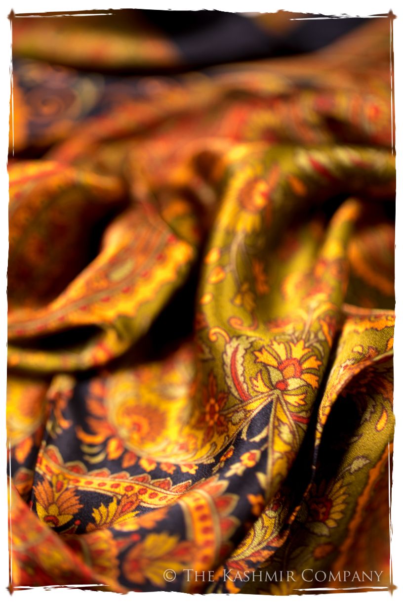 Joséphine de Beauharnais Cashmere Square Silk Scarf