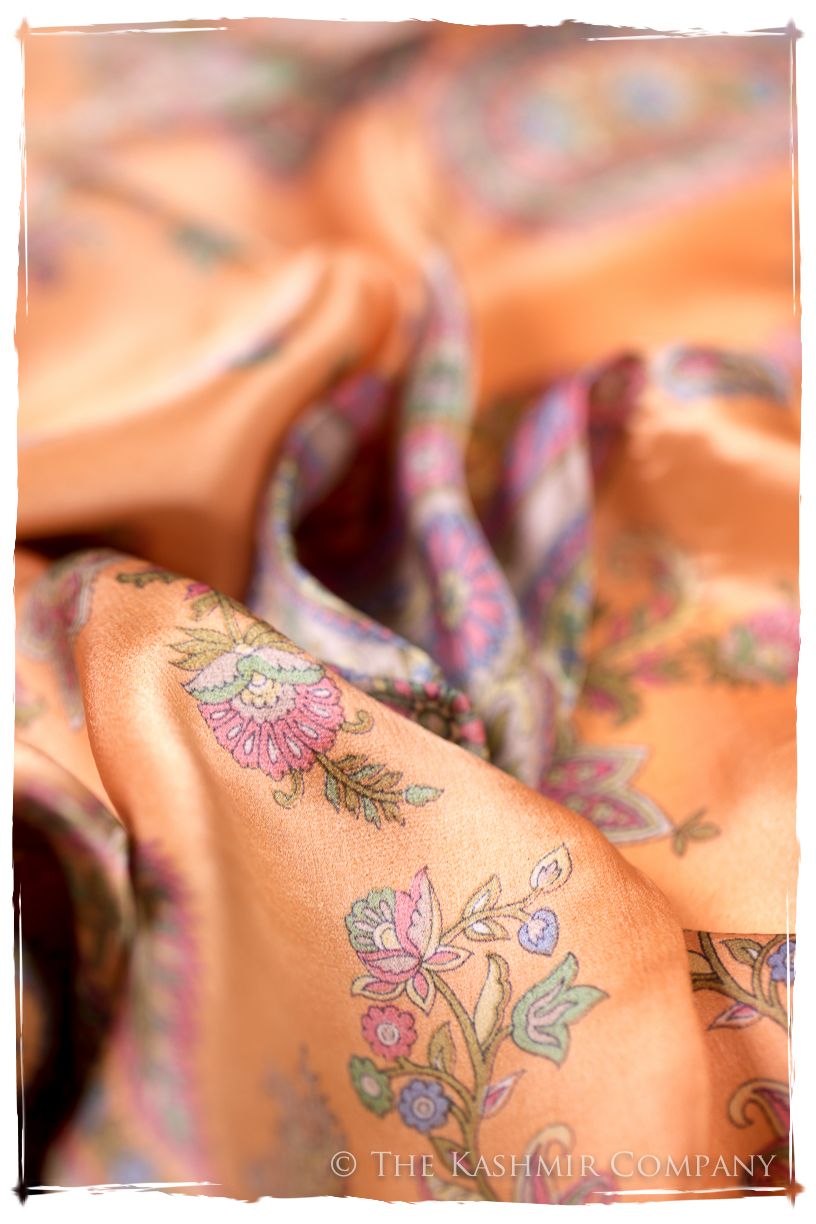 Jeanne d'Évreux Cashmere Square Silk Scarf