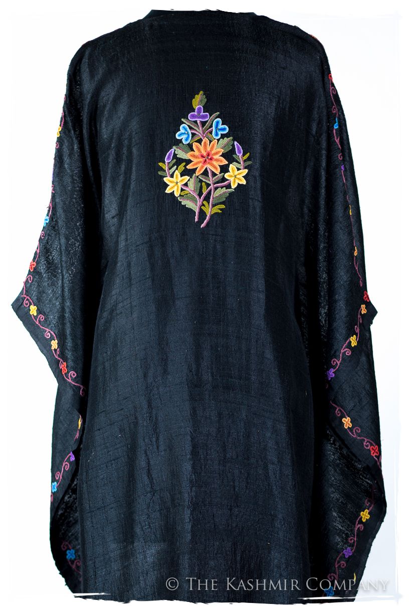 Française Amoureuse de Élise Onyx Silk Robe