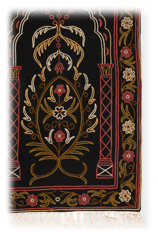 Jama Arye Prayer Rug / Wall Hanging
