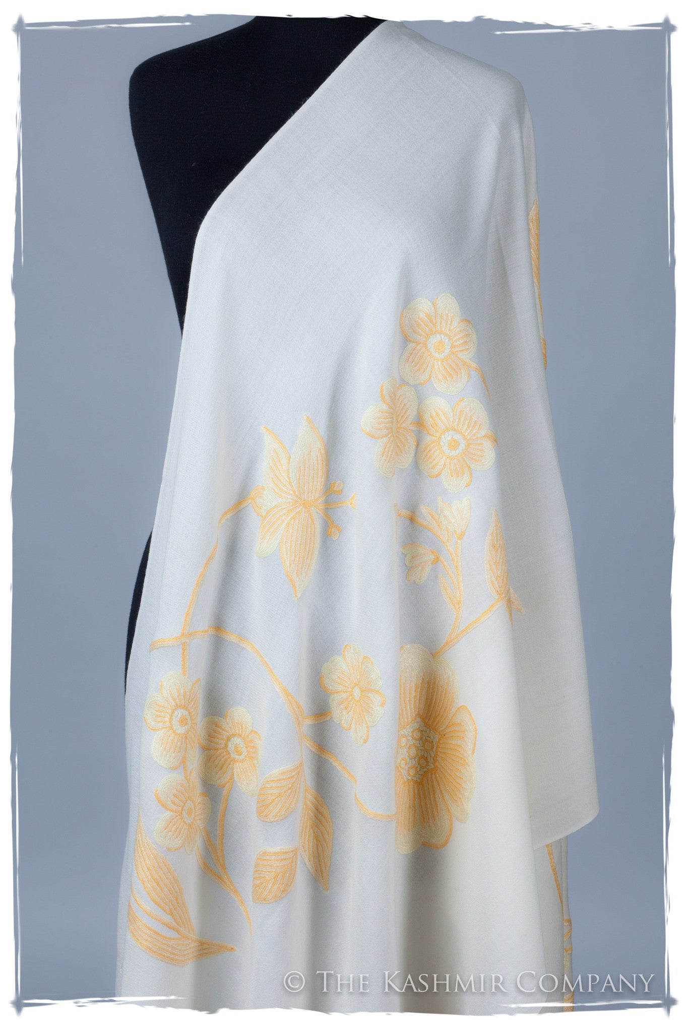 Je Ne Sais Quoi Mimosa Ivory Shawl