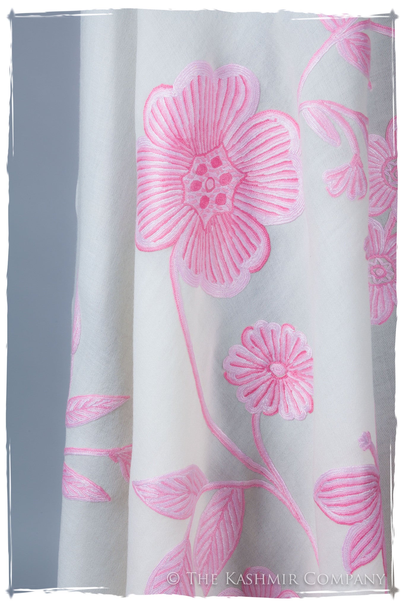 Je Ne Sais Quoi Pink Ivory Shawl