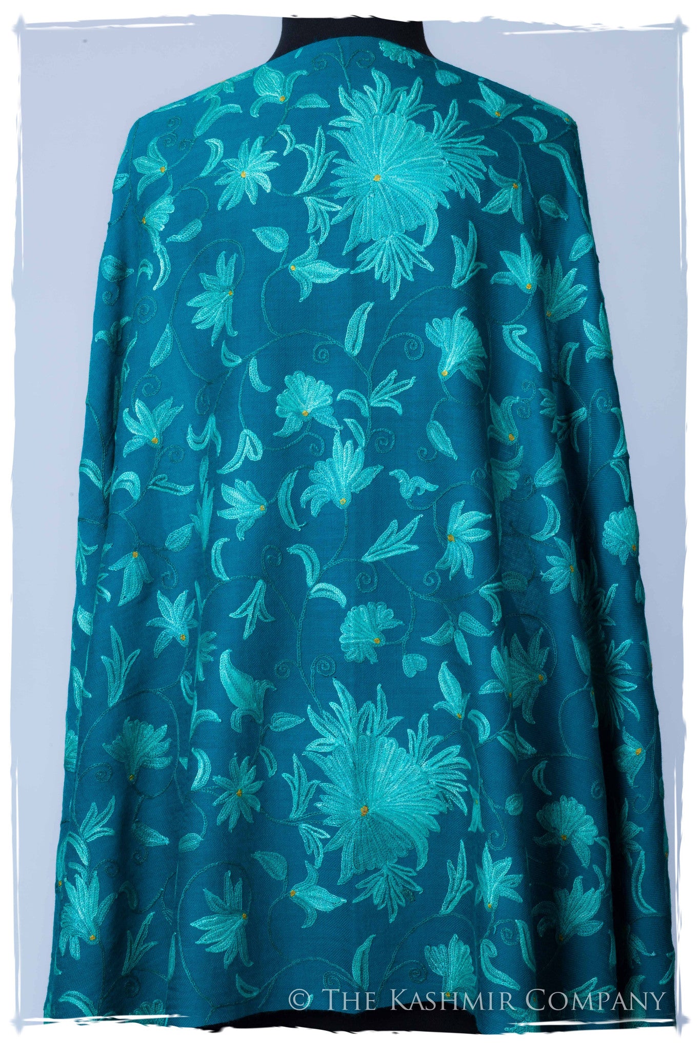 Vignes en Fleurs Port Bleu Antoinette Shawl