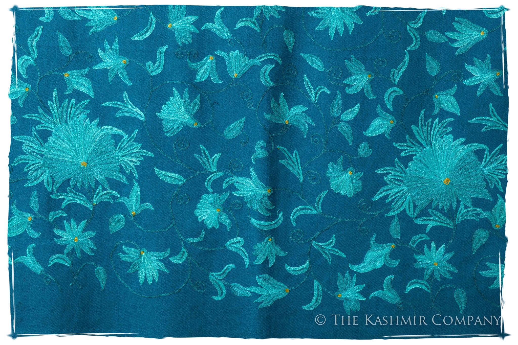 Vignes en Fleurs Port Bleu Antoinette Shawl