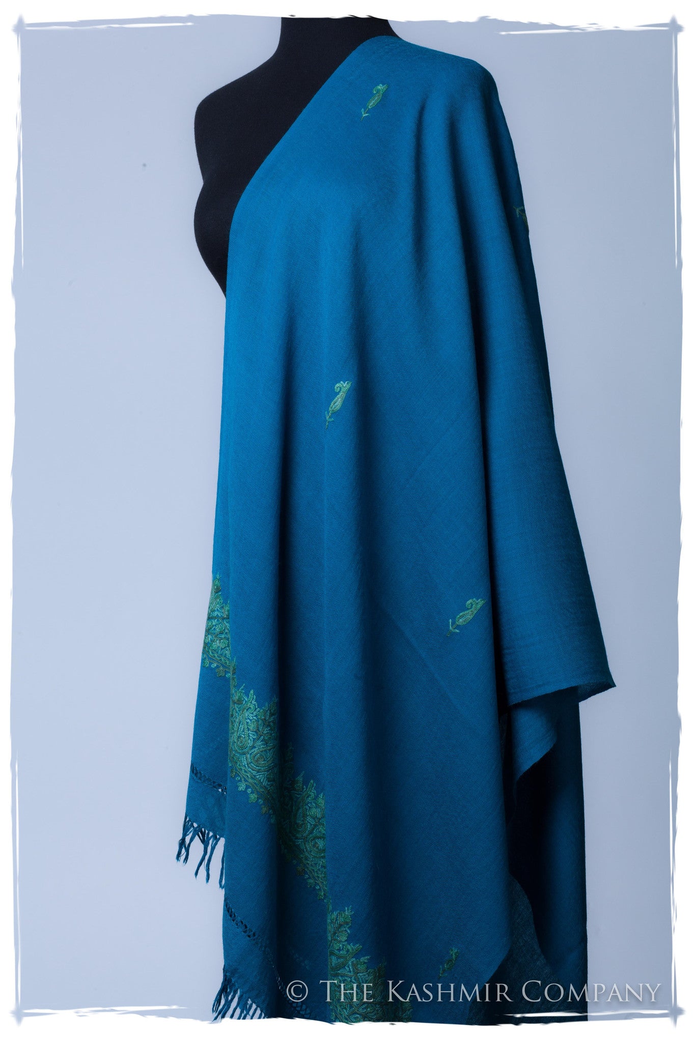 Celestial Frontière Paisley Gift Shawl