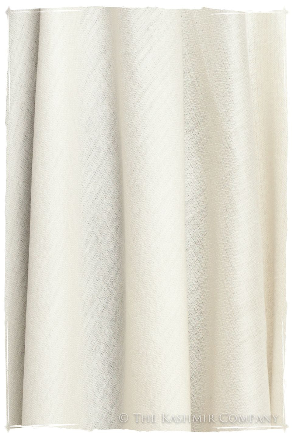 The Sophistiqué Ivoire Royale Paisley Shawl
