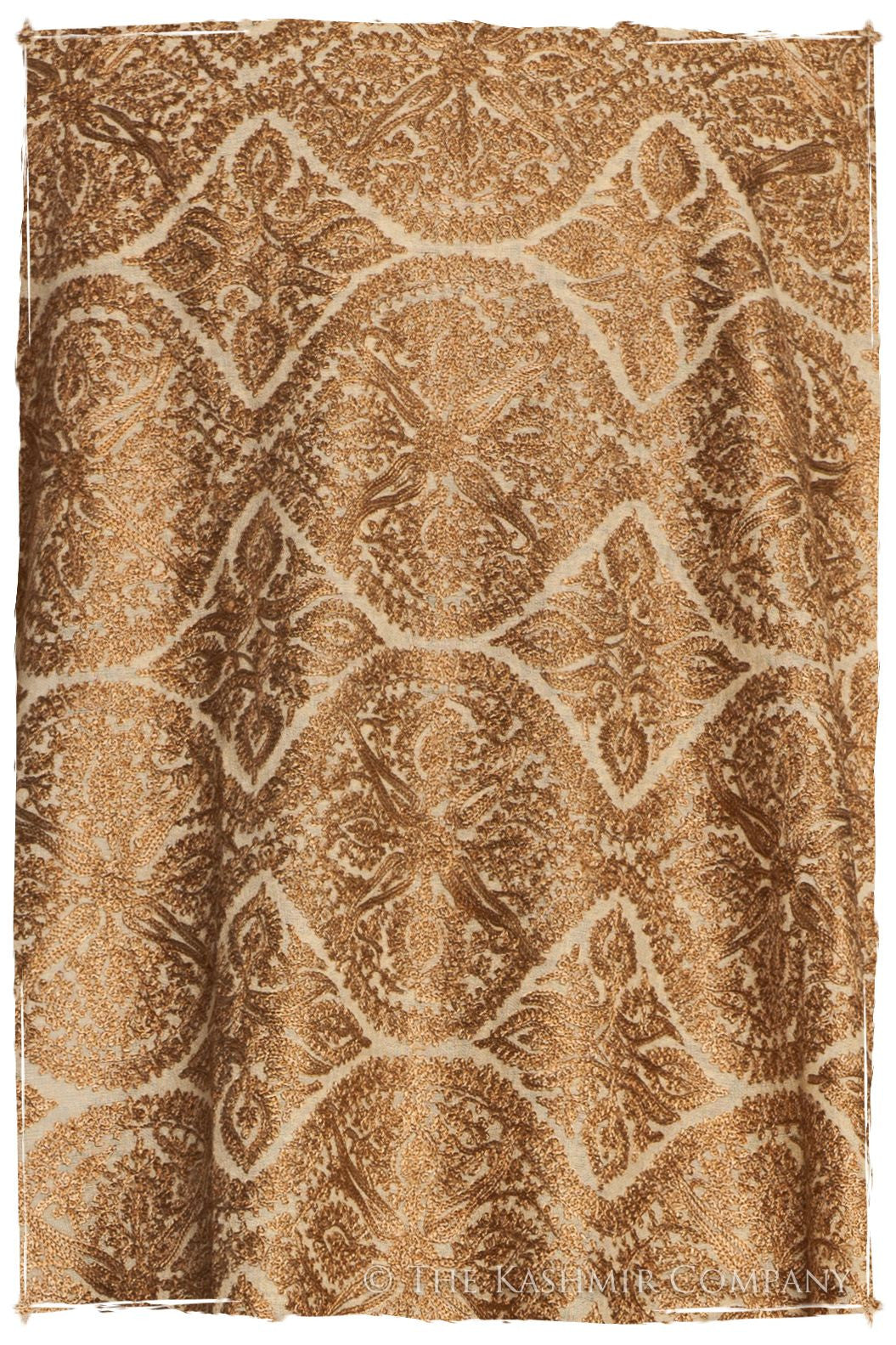 The Célébration Fabuleuse Gold Shawl