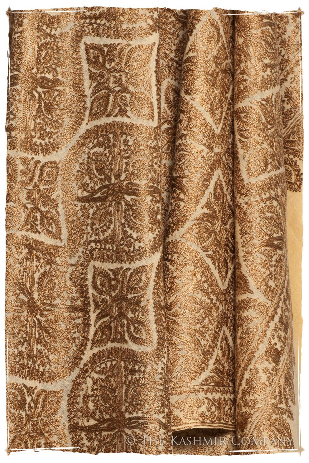 The Célébration Fabuleuse Gold Shawl