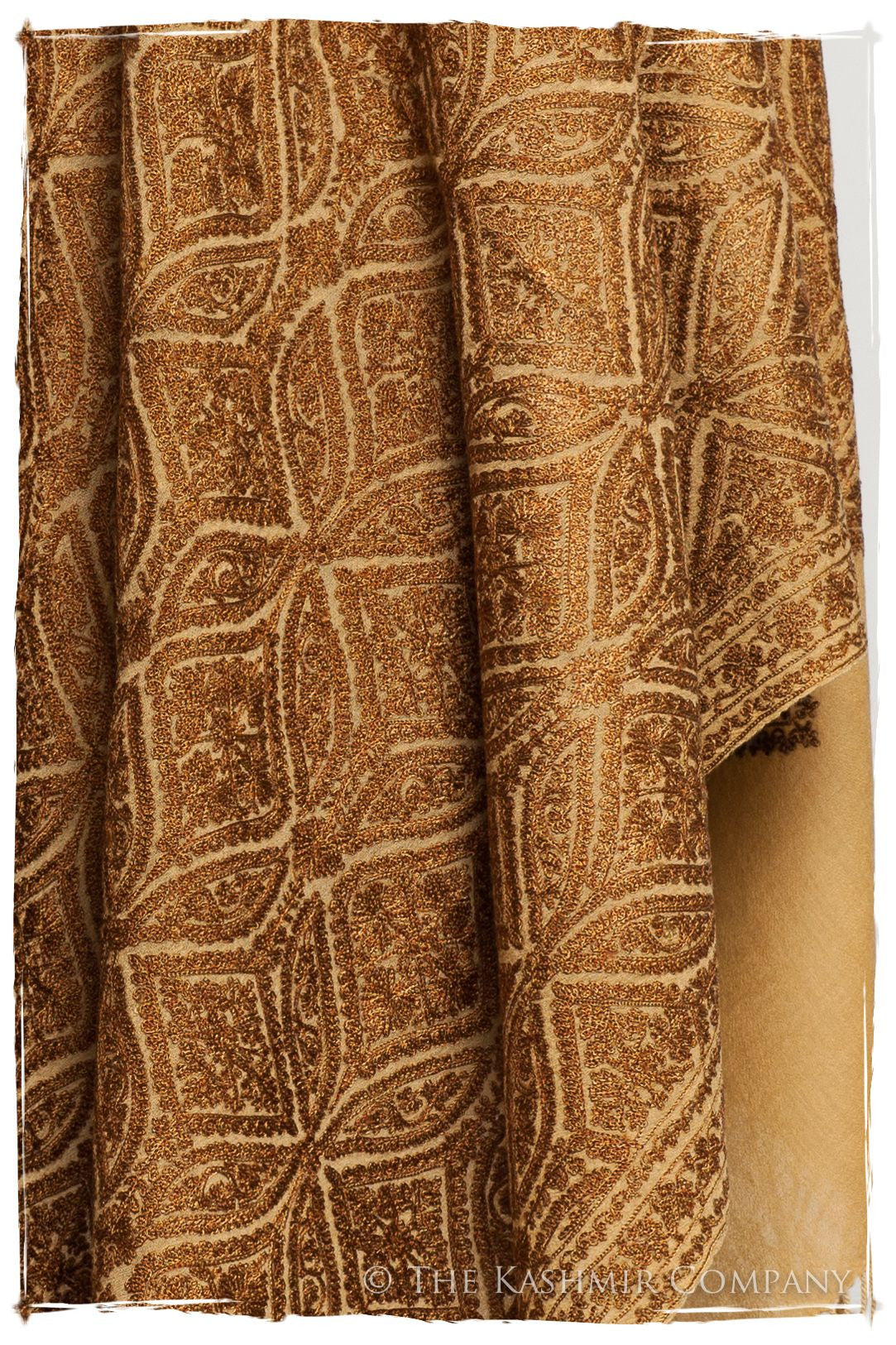 The Célébration Fabuleuse Gold Shawl