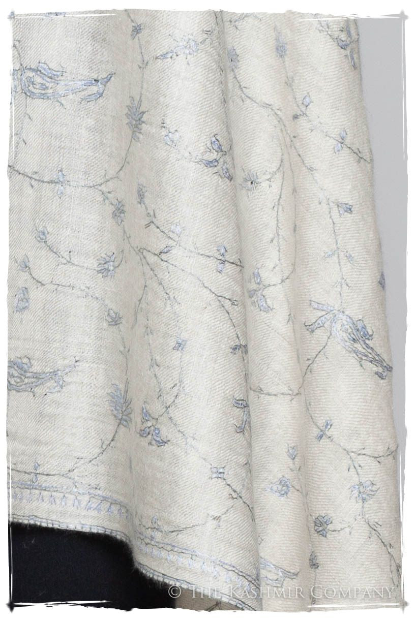Bijoux Glacée Paisley L'amour Soft Cashmere Scarf/Shawl