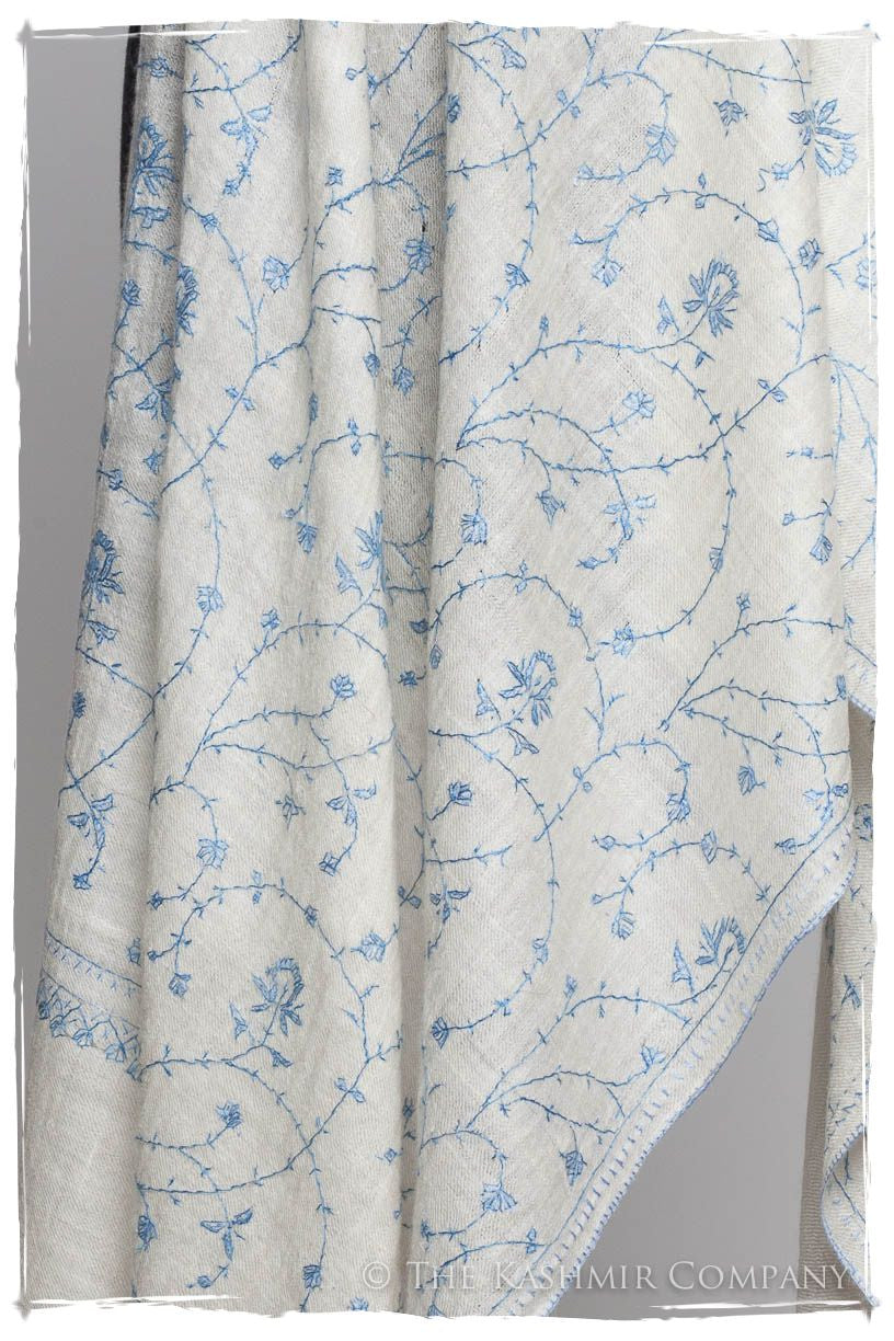 Sapphire Bleu Bijou Jardin L'amour Soft Cashmere Scarf/Shawl