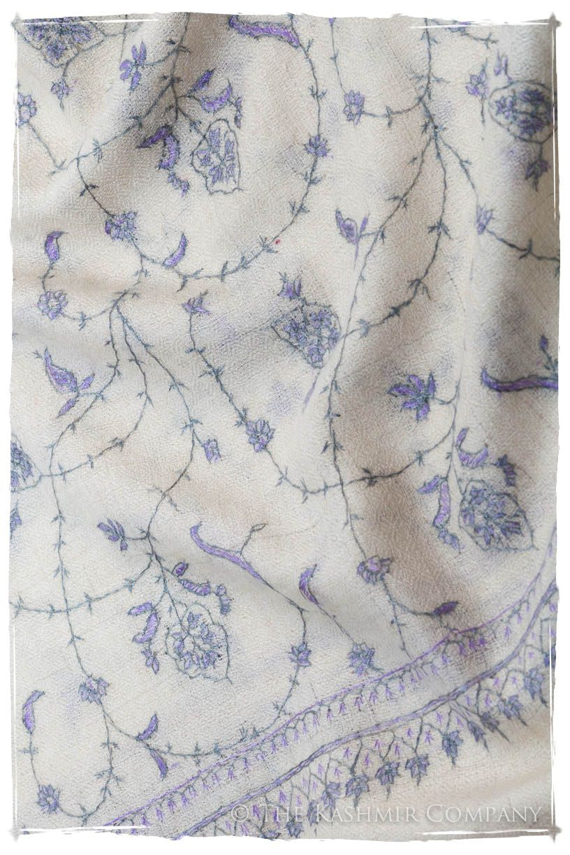 Joyau Lilac Glacée Jardin L'amour Soft Cashmere Scarf/Shawl