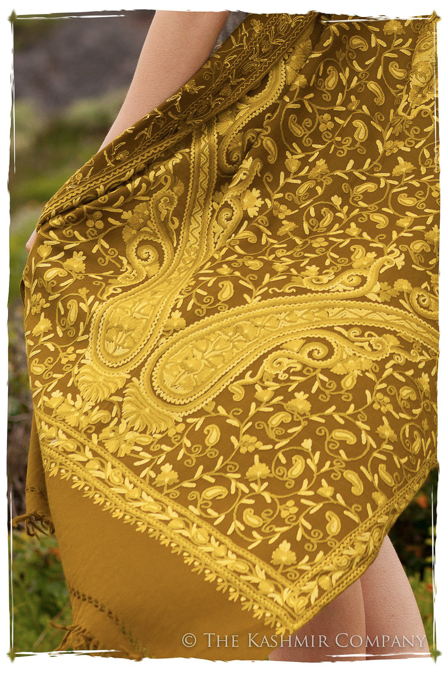 Rococo Mousse Verte Palais Antiquaires Shawl