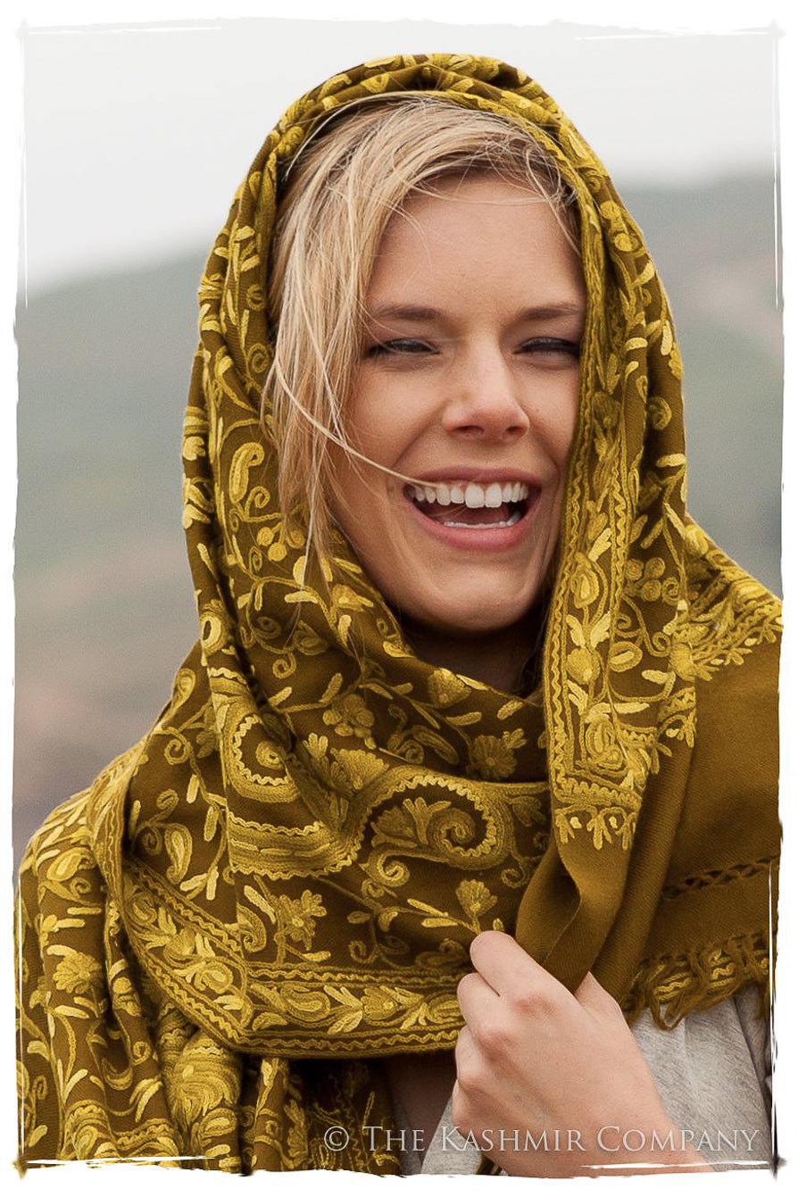 Rococo Mousse Verte Palais Antiquaires Shawl