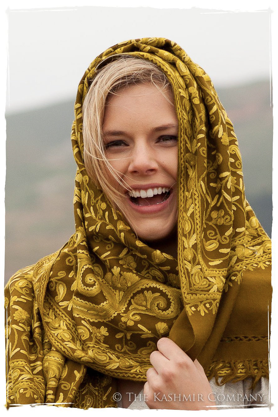 Rococo Mousse Verte Palais Antiquaires Shawl