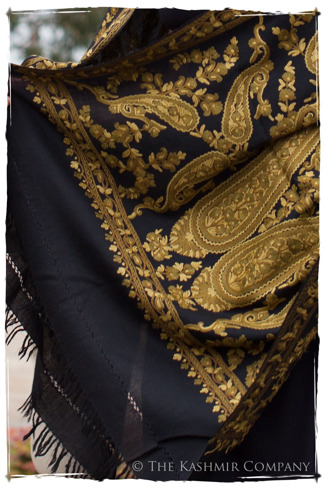 Rococo Vert Palais Antiquaires Shawl