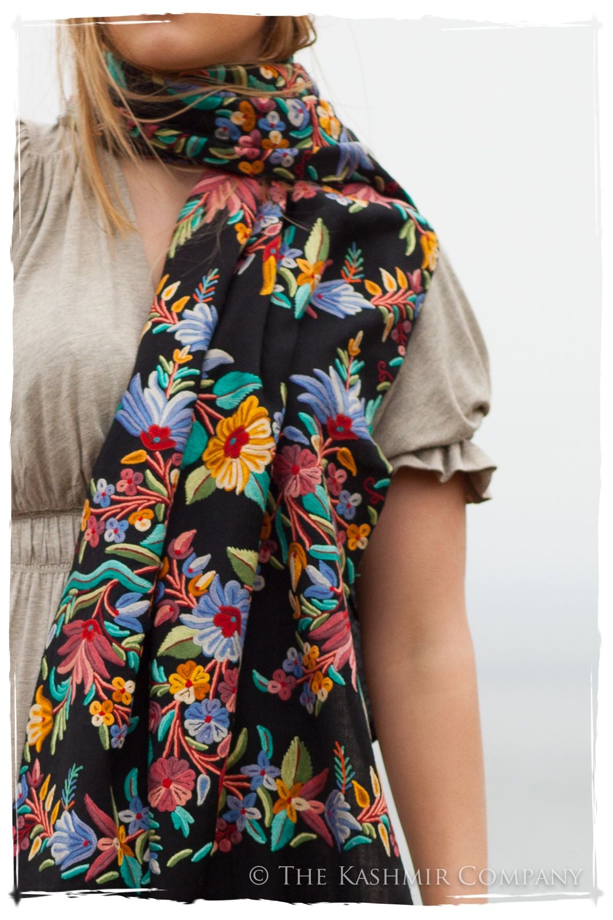 Romance Jardin d'Eden Antiquaires Shawl