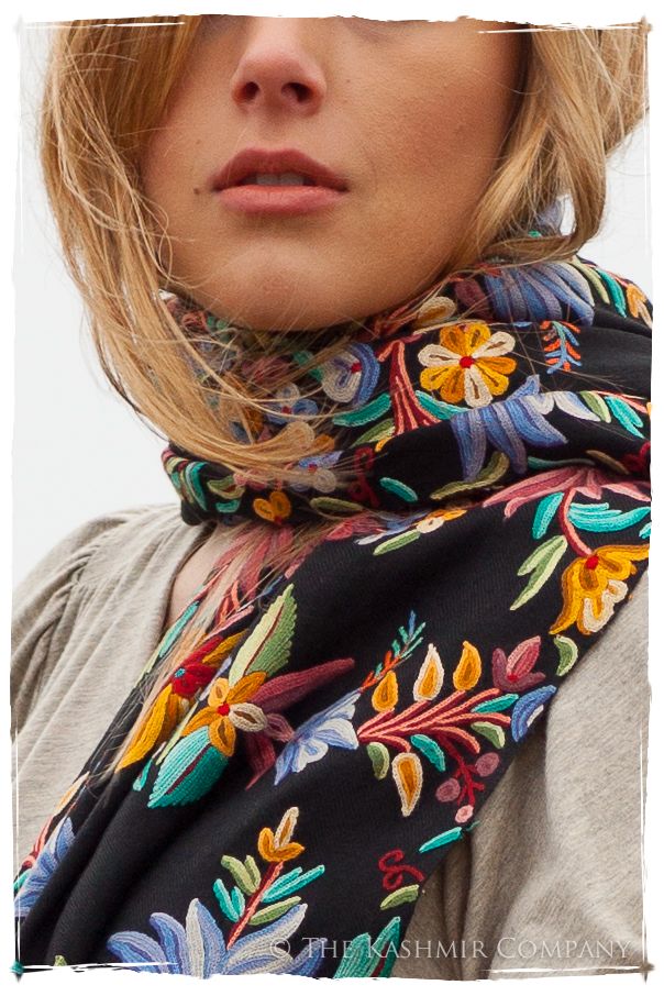 Romance Jardin d'Eden Antiquaires Shawl