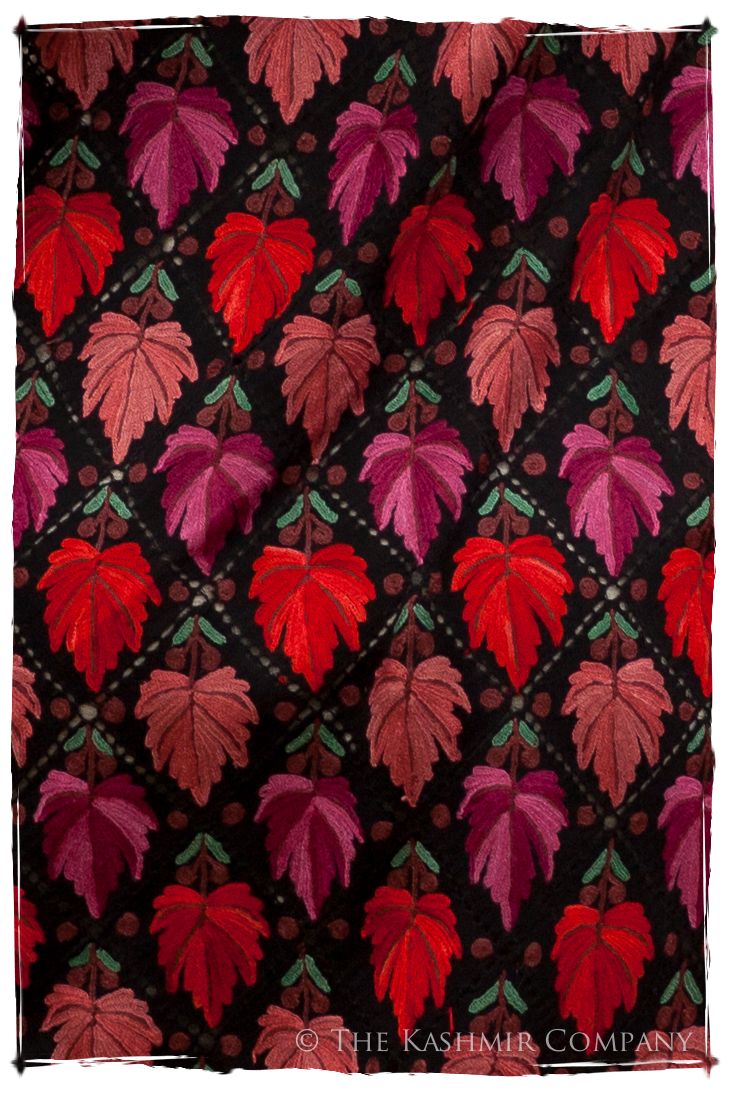 Les Nouvelles Fil Dessiné Française Maple Noir Shawl