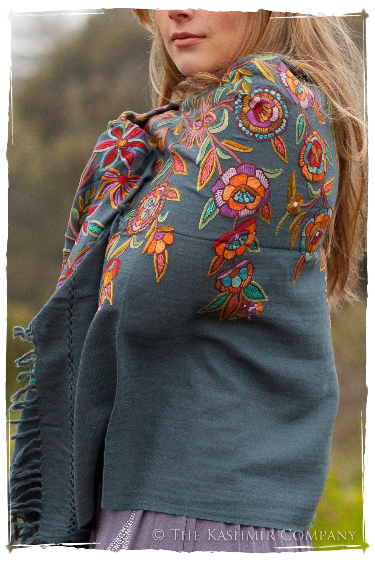 Nouvelle Soirée Nightshadow Bleu Ivory Shawl