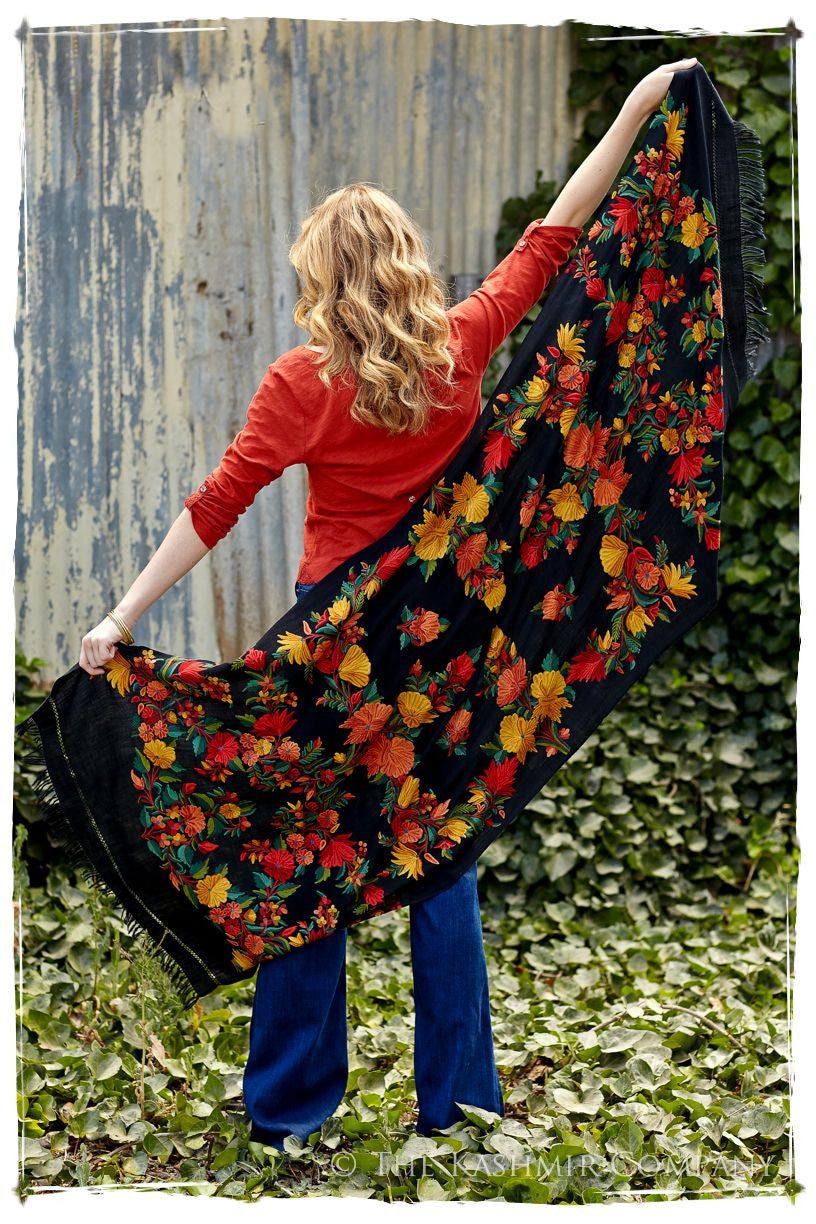 Beauté de Paris Notre Dame Shawl