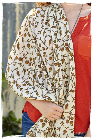 Moss sur l'olivier Secret Garden Shawl