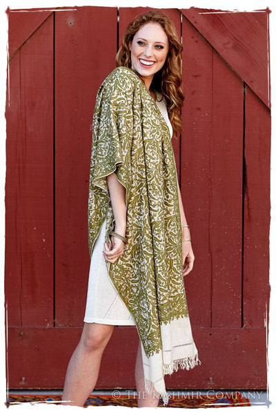 Prairie Français Jade Paisley Shawl