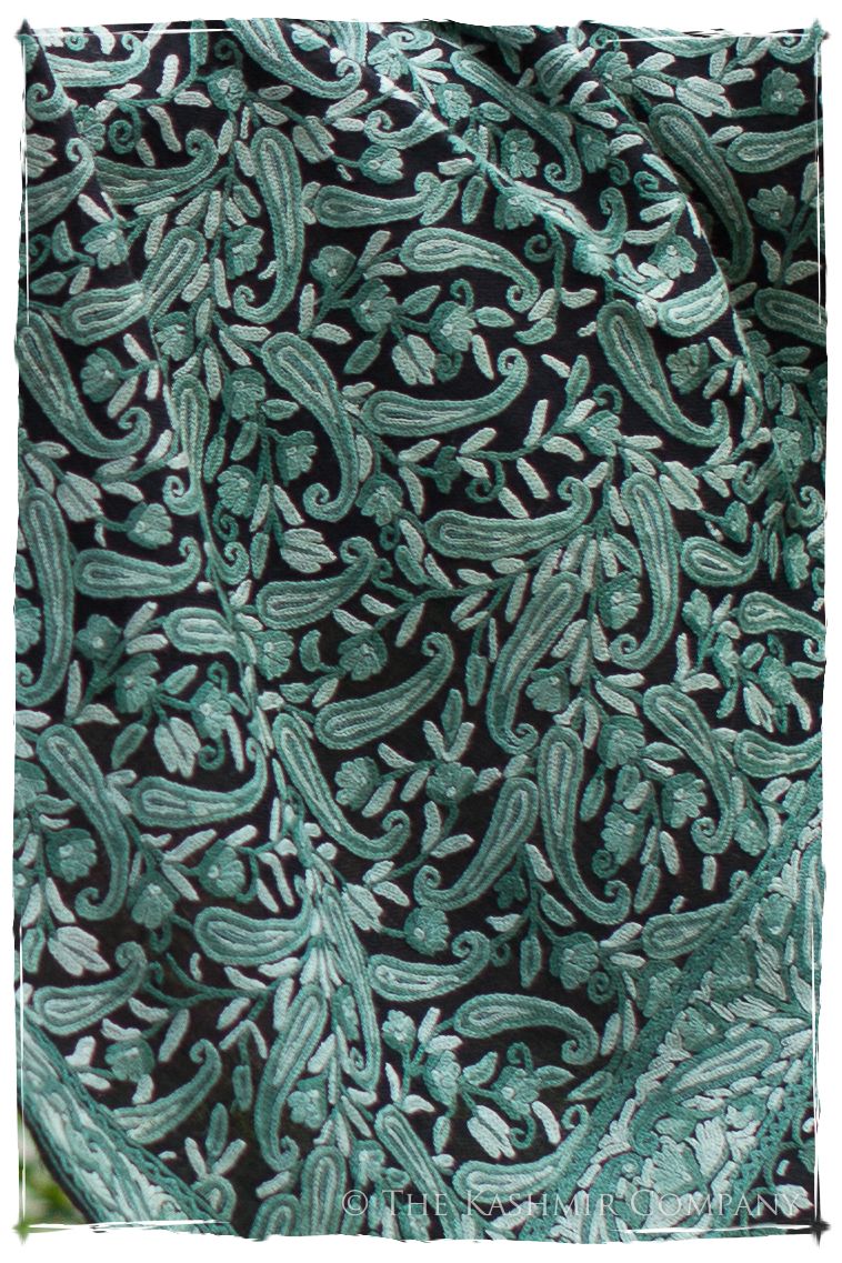 émeraude Joyaux Trésor Paisley Antiquaires Shawl