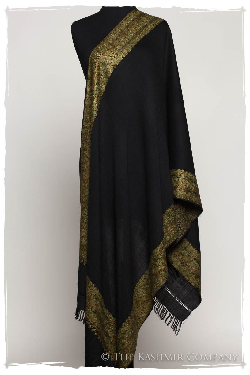 Trois Frontière Ivy Royale Mascarade Shawl