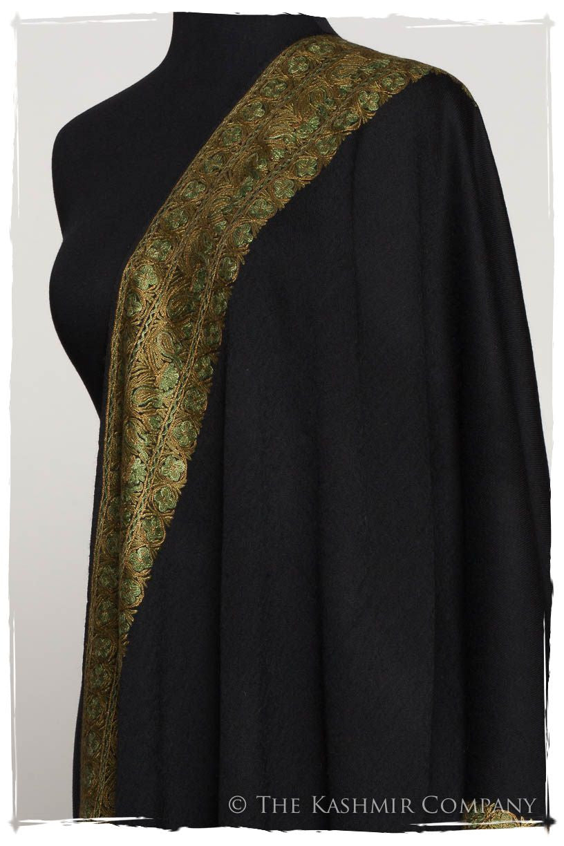 Trois Frontière Ivy Royale Mascarade Shawl