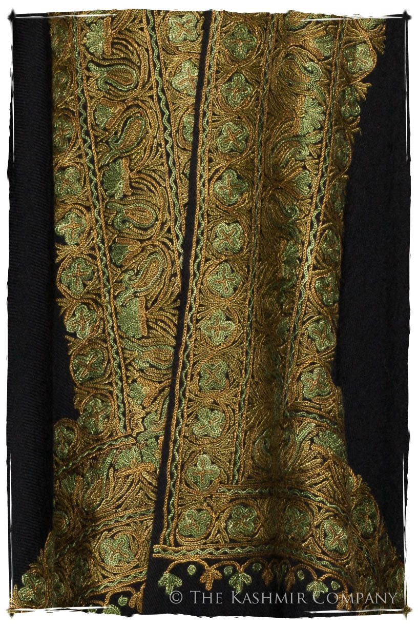 Trois Frontière Ivy Royale Mascarade Shawl